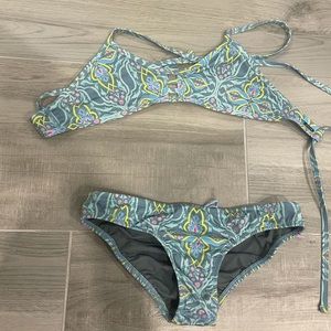 Jolyn bikini top cat top and Andy bottom